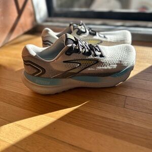 Brooks Glycerin, men’s size 10 D